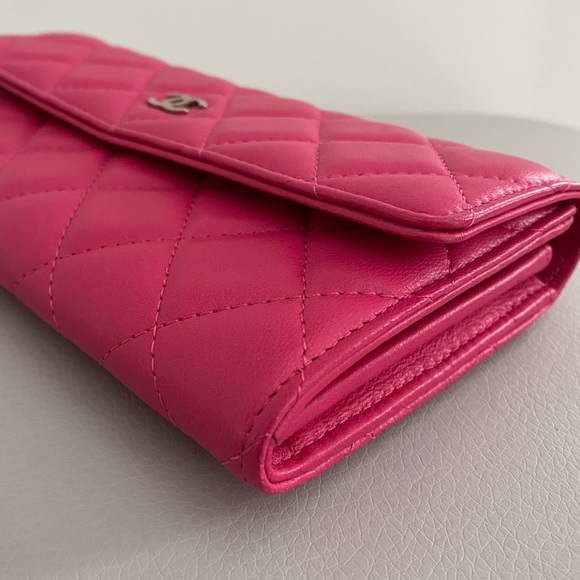 Authentic Chanel pink long wallet - Picture 11 of 13